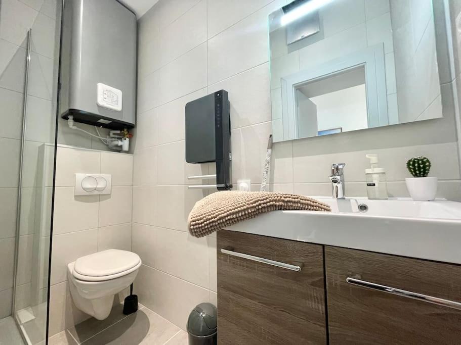 La Mascotte Apartment Saint-Louis  Bagian luar foto